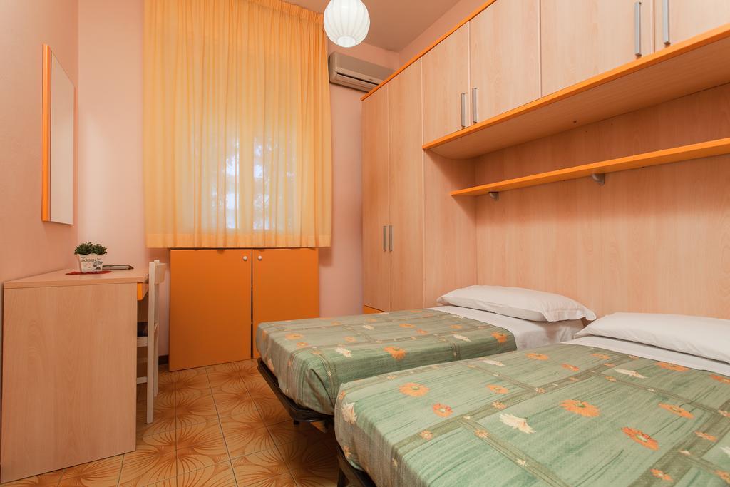 Hotel Santa Martina 빌라마리나 객실 사진