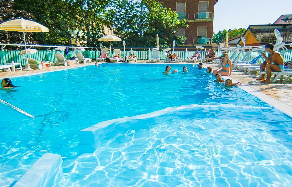 Hotel Santa Martina 빌라마리나 외부 사진
